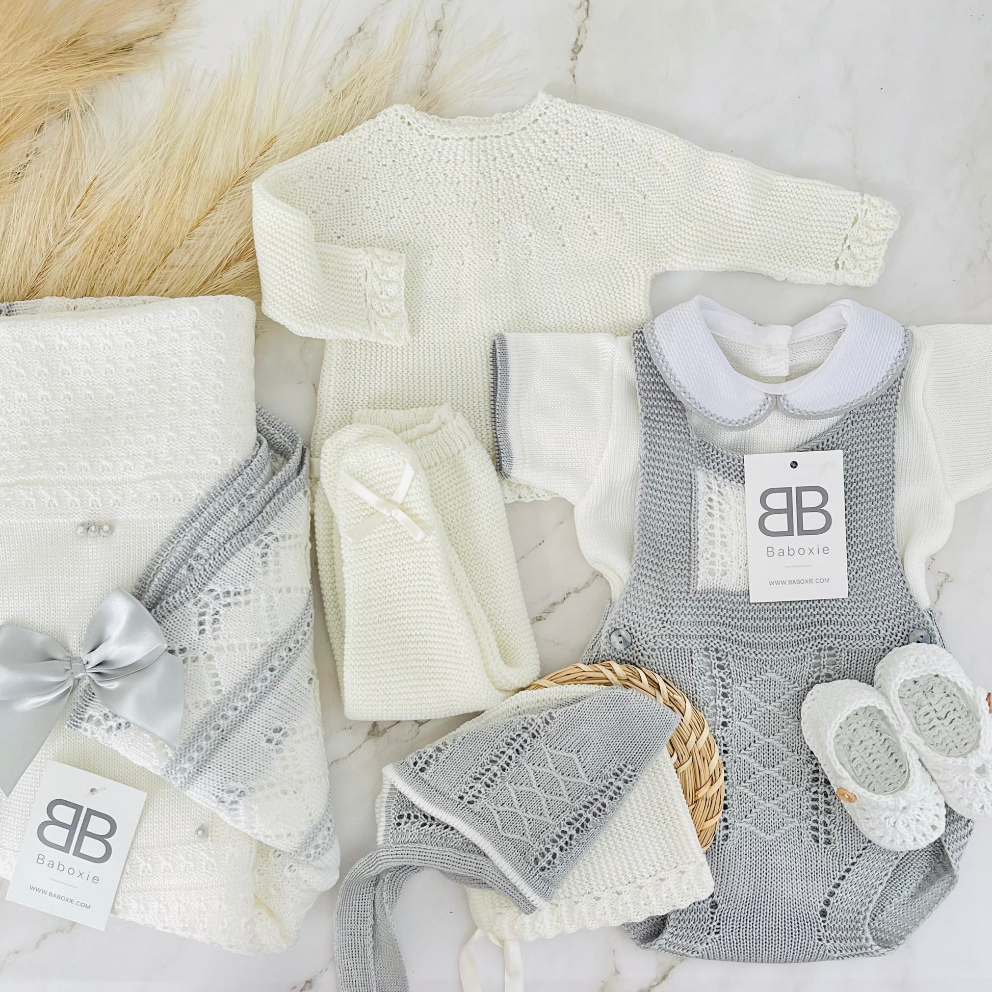 MITA | Unisex Baby Knitted Sets Deluxe Box | Limited Edition Deluxe box Baboxie 