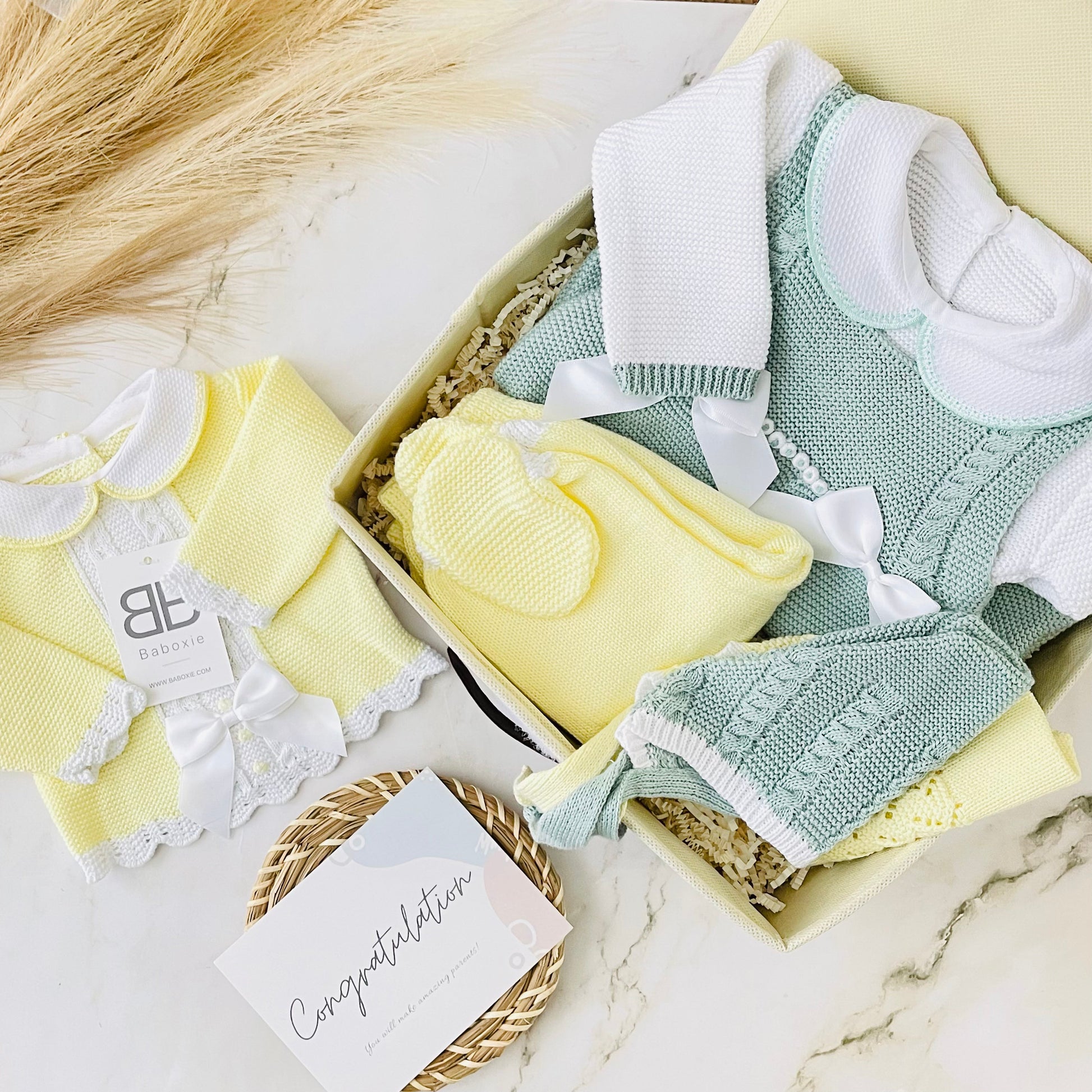 Neutral Gender Baby Knitted Sets | TULUM Luxury box 2 set Baboxie 